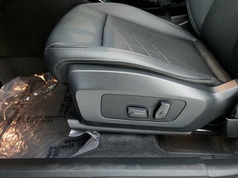 Used 2025 BMW X1 xDrive28i AWD/4WD image 49