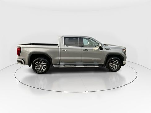 Used 2025 GMC Sierra 1500 SLT w/ SLT Premium Plus Package AWD/4WD image 9