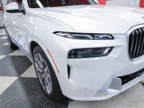 Used 2023 BMW X7 xDrive40i w/ Premium Package image 43