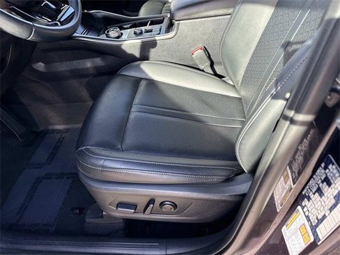Used 2023 Kia Sorento EX image 15