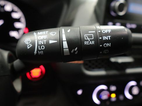 Used 2024 Honda HR-V Sport image 37