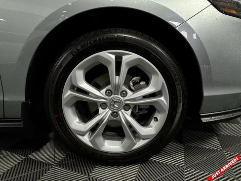 New 2025 Honda Accord LX image 9