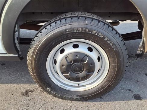 Used 2022 Ford Transit 250 148 High Roof Extended image 17