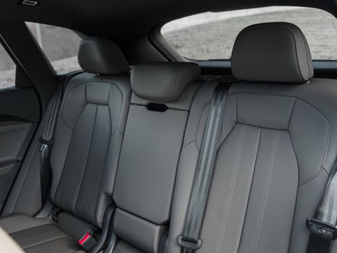 Used 2025 Audi Q5 Premium Plus w/ Premium Plus image 25