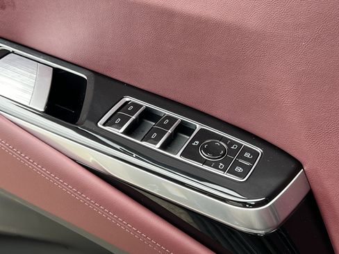 Used 2026 Cadillac Escalade ESV Sport w/ Touring Package image 38