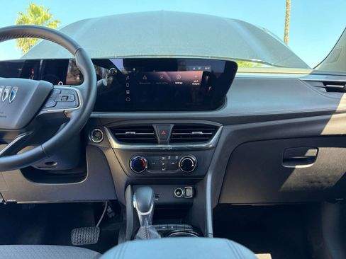 Used 2025 Buick Encore GX Preferred FWD image 20