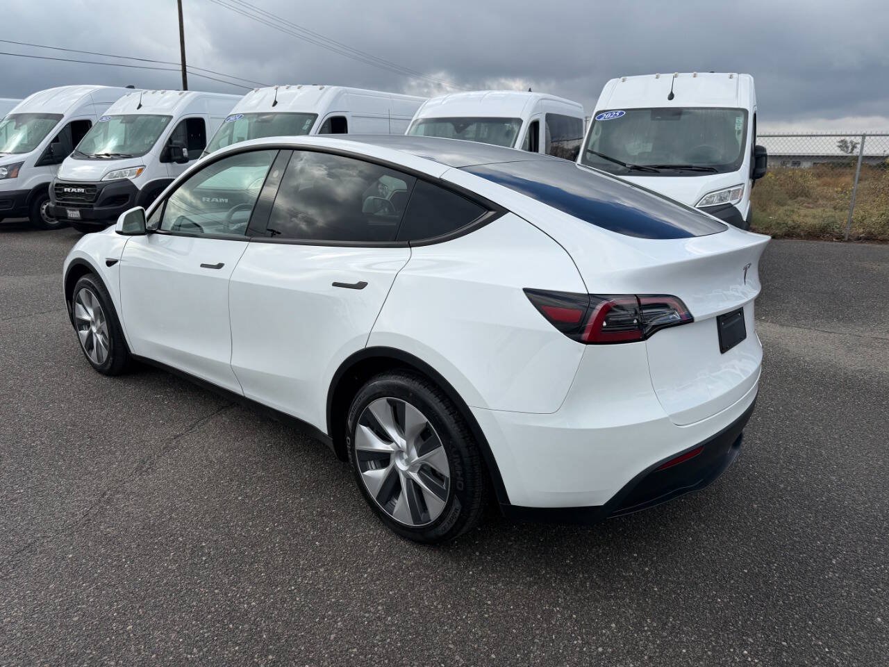 Used 2023 Tesla Model Y Long Range AWD/4WD image 8