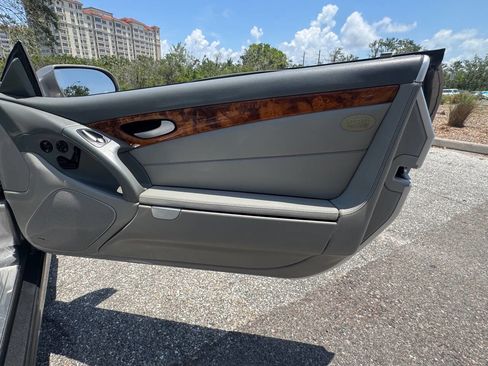 Used 2007 Mercedes-Benz SL 550 image 76