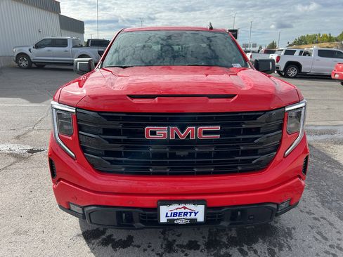 New 2025 GMC Sierra 1500 Elevation image 35