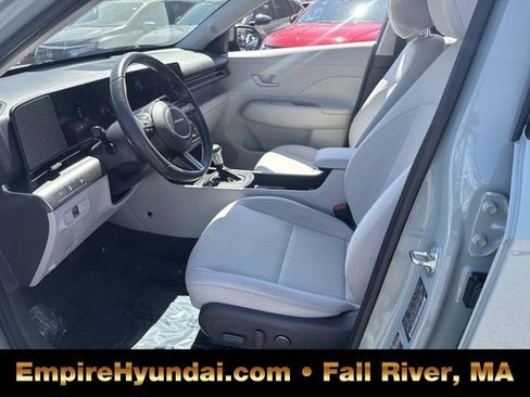 Used 2024 Hyundai Kona SEL image 17