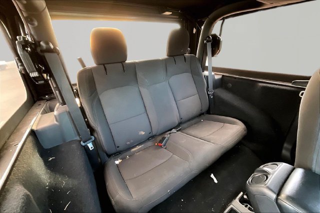 Used 2021 Jeep Wrangler Sport AWD/4WD image 17