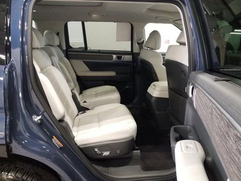 Used 2025 Hyundai Santa Fe Calligraphy AWD/4WD image 15