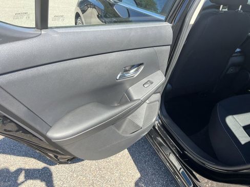 Used 2021 Nissan Sentra SV image 28