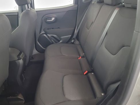 Used 2021 Jeep Renegade Sport image 14