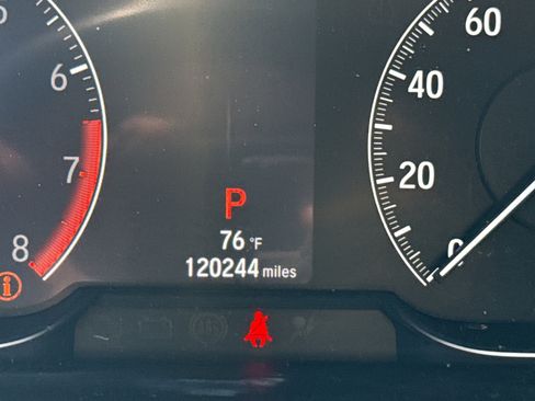 Used 2018 Honda Accord Touring image 22