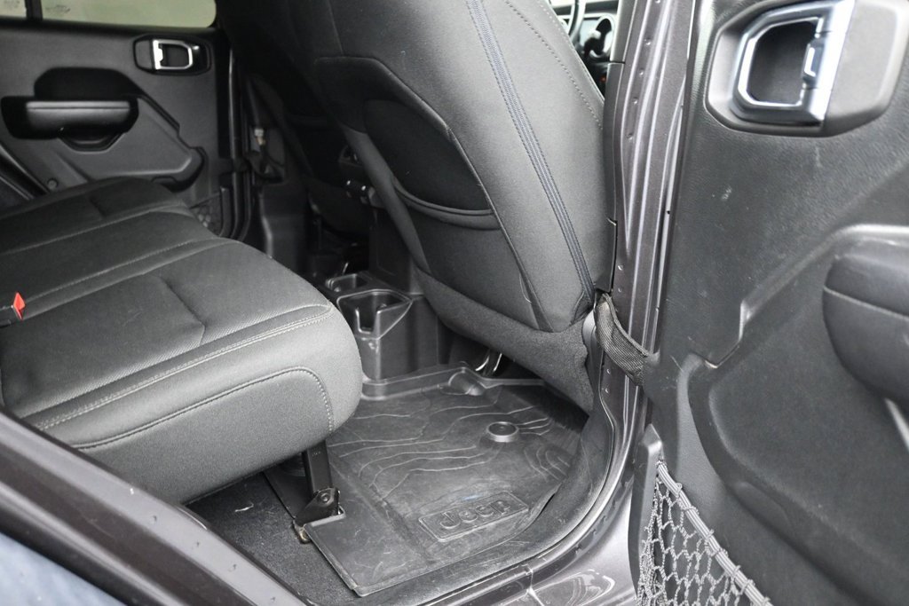 Used 2018 Jeep Wrangler Unlimited Sport S AWD/4WD image 11