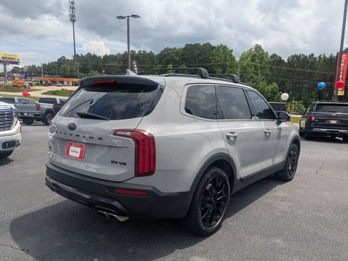 Used 2021 Kia Telluride SX w/ Nightfall Edition Package AWD/4WD image 5