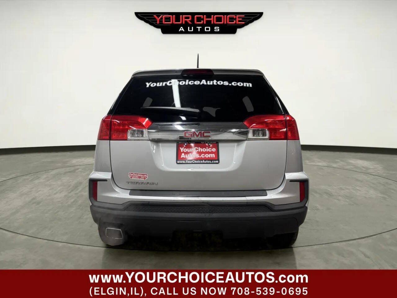Used 2017 GMC Terrain SLE FWD image 4