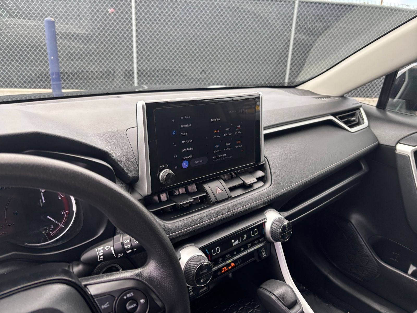Used 2024 Toyota RAV4 XLE w/ Convenience Package AWD/4WD image 16