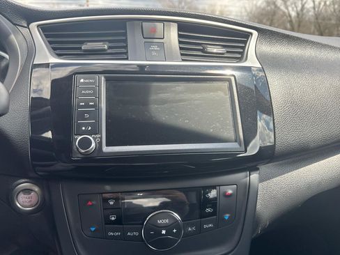 Used 2019 Nissan Sentra SV image 30