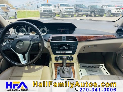 Used 2012 Mercedes-Benz C 250 Sedan image 18