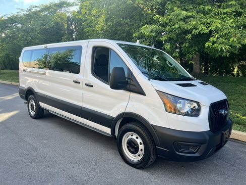 Used 2024 Ford Transit 350 XL RWD image 30