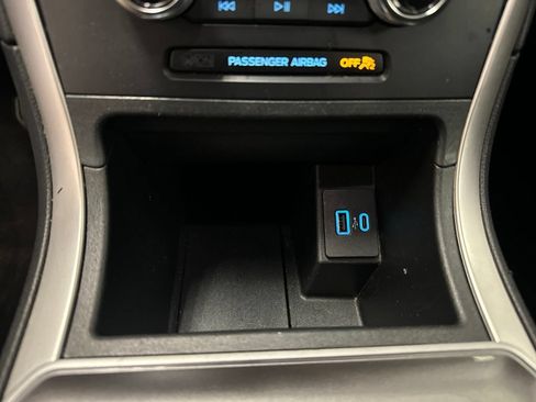 Used 2024 Ford Edge SEL AWD/4WD image 14