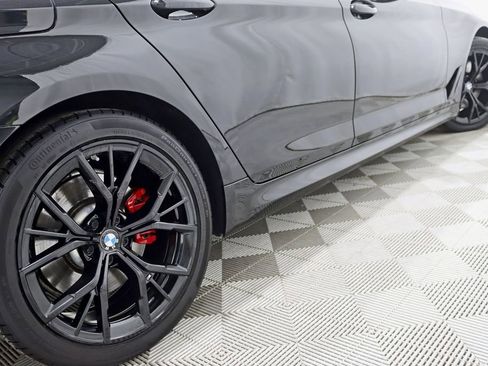 Used 2022 BMW 530i xDrive w/ Executive Package image 11