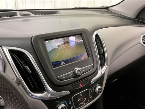 Used 2020 Chevrolet Equinox LT AWD/4WD image 27