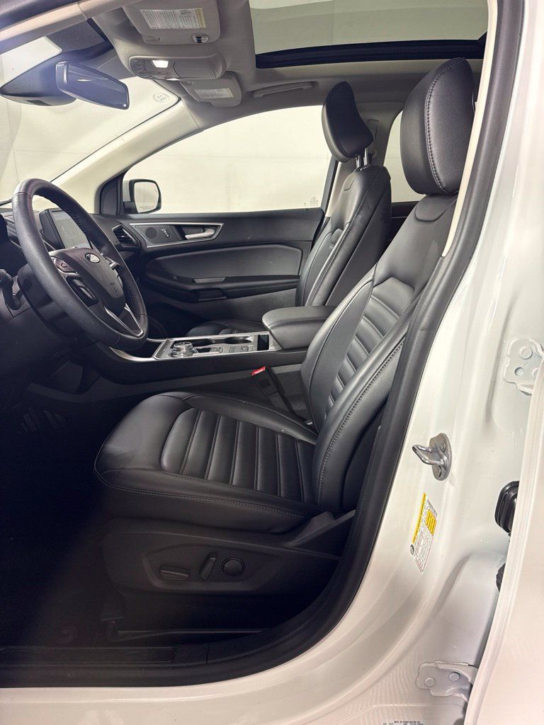 Used 2024 Ford Edge SEL w/ Convenience Package AWD/4WD image 16