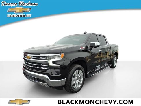 Used 2022 Chevrolet Silverado 1500 LTZ w/ LTZ Convenience Package II image 7