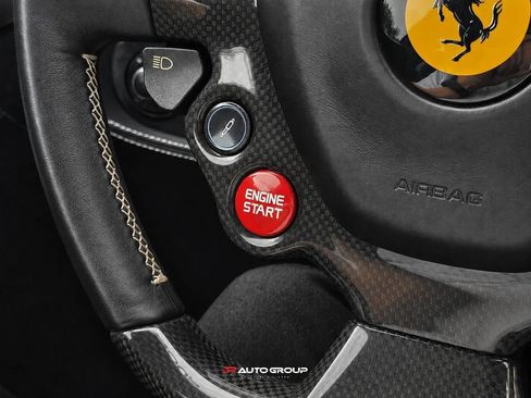 Used 2015 Ferrari 458 Italia Coupe RWD image 25