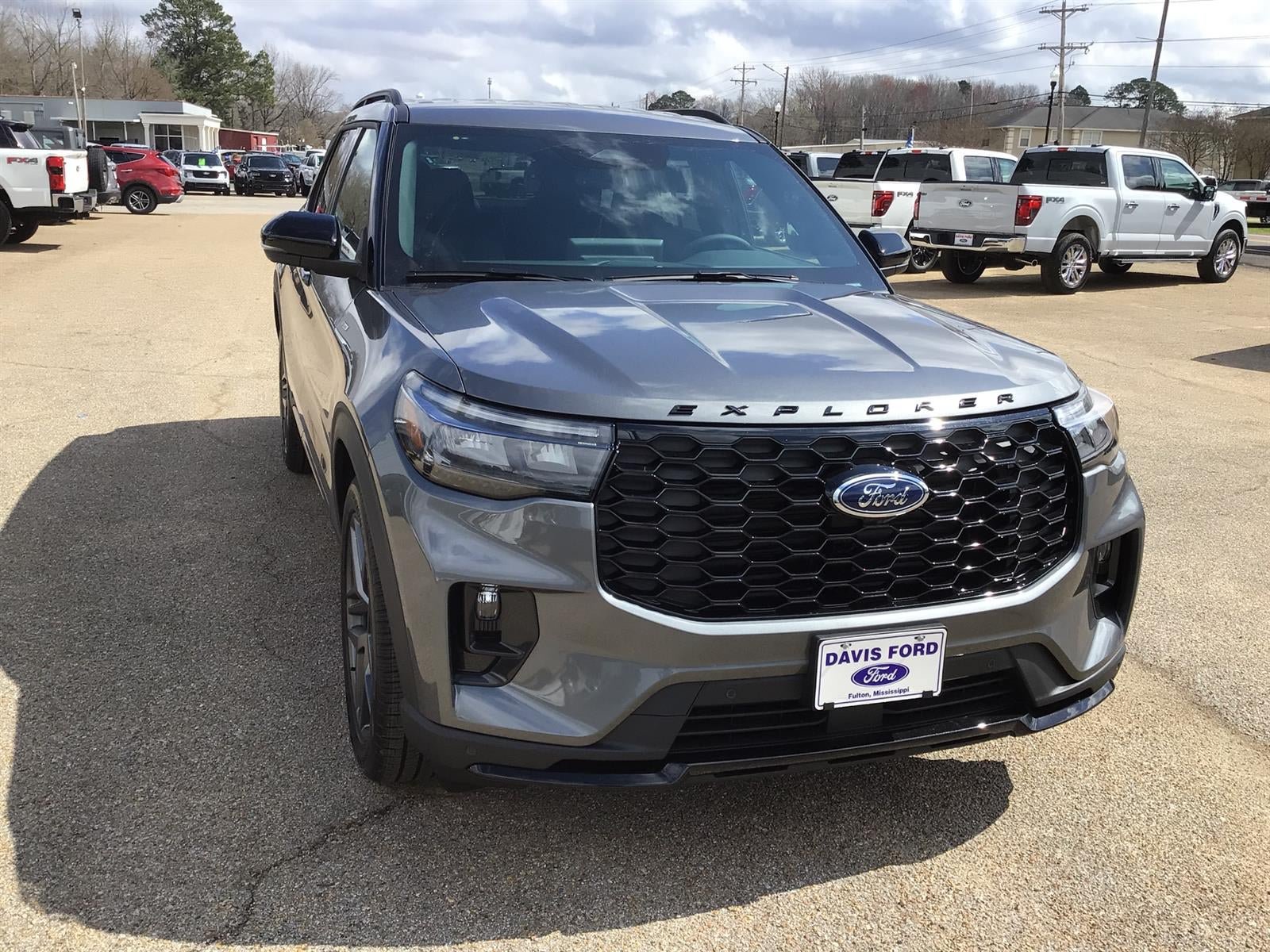 New 2026 Ford Explorer ST-Line w/ ST-Line Street Pack RWD image 6