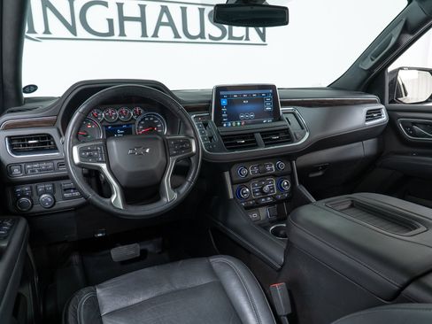 Used 2021 Chevrolet Tahoe Z71 w/ Z71 Signature Package image 16