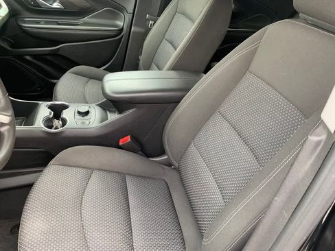 Certified 2022 GMC Terrain SLE w/ Driver Convenience Package AWD/4WD image 17