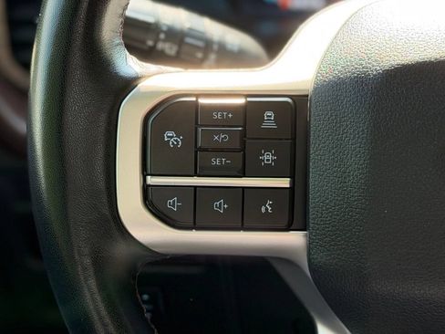 Used 2024 Ford Expedition Limited AWD/4WD image 13