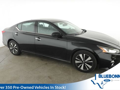 Used 2020 Nissan Altima 2.5 SL image 1