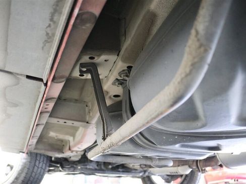 Used 2005 Honda Element EX image 27