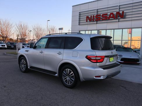 Used 2022 Nissan Armada SL image 7