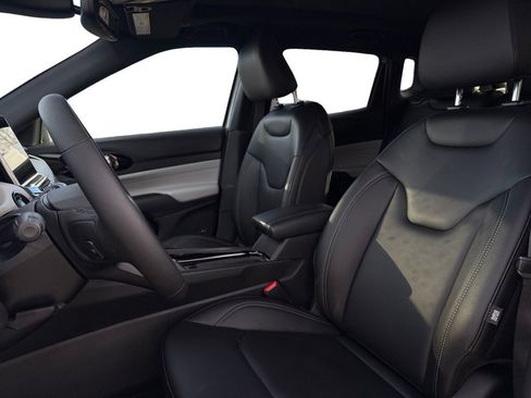 New 2026 Jeep Compass Limited w/ Sun, Sound & Navigation Group image 9