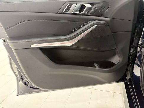 Used 2022 BMW X5 xDrive40i w/ M Sport Package AWD/4WD image 10