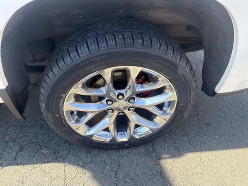 Used 2020 Chevrolet Silverado 1500 LTZ w/ LTZ Premium Package image 15