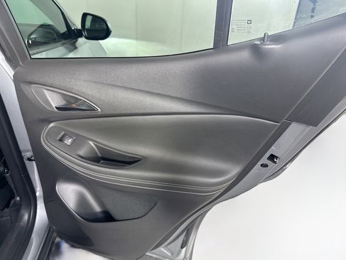 Used 2025 Buick Encore GX Preferred image 28