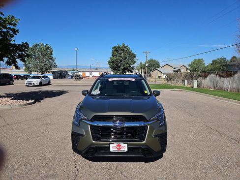 Used 2025 Subaru Ascent Premium AWD/4WD image 6
