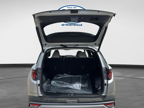 New 2026 Hyundai Tucson SEL FWD image 17