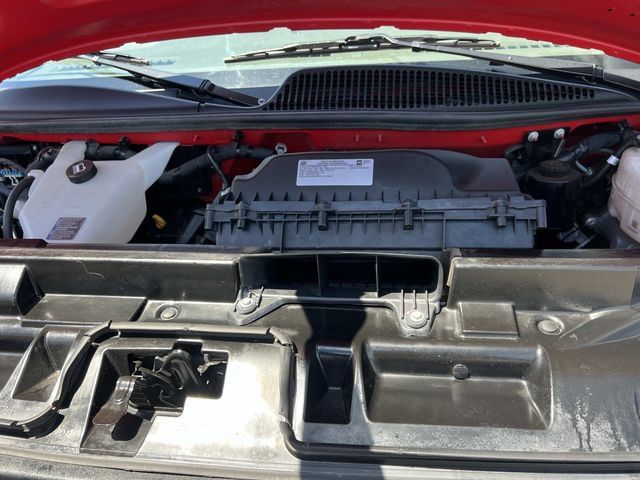 Used 2024 Chevrolet Express 2500 w/ Driver Convenience Package RWD image 9