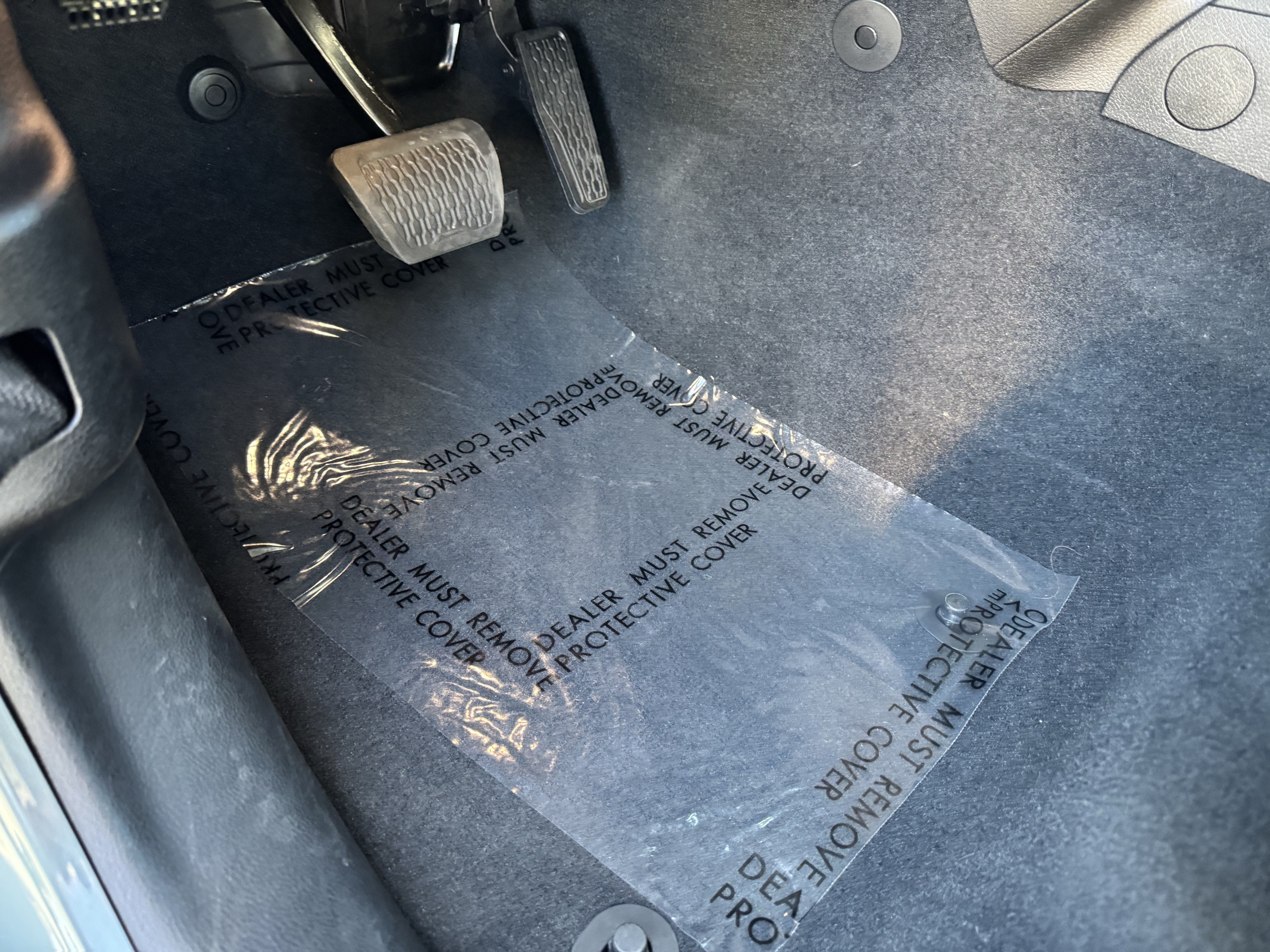Used 2024 Jeep Wrangler Unlimited Sahara AWD/4WD image 16