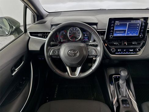 Used 2020 Toyota Corolla SE image 20