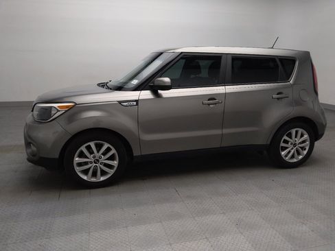 Used 2019 Kia Soul + FWD image 2