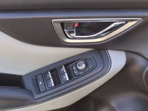 Used 2023 Subaru Forester Limited image 13